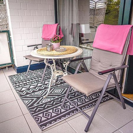 Schwalbennest - Hundefreundlich, Sauna, Pool, Dachterrasse, See & Natur Möhnesee Eksteriør bilde